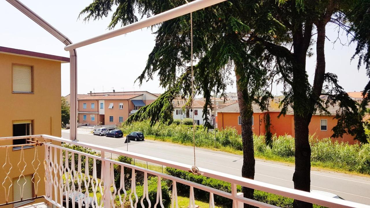 Apt. 7 - Villa Dei Pini Ameglia Exteriör bild